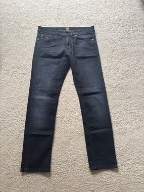 Hugo Boss Men's Slim Straight Jeans in Black Wash
